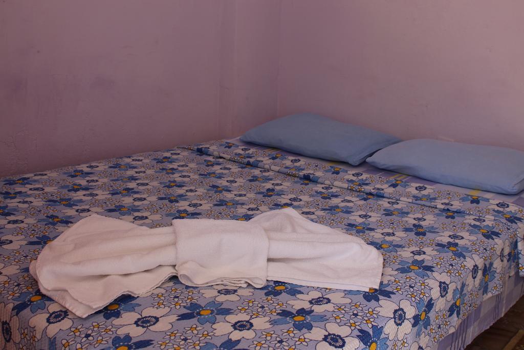 Eysan Pansiyon Akçay Quarto foto