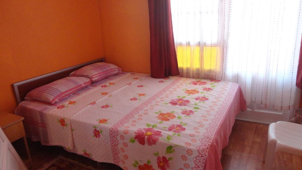 Eysan Pansiyon Akçay Quarto foto