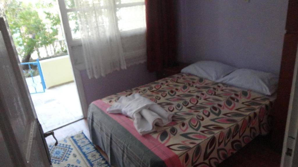 Eysan Pansiyon Akçay Quarto foto