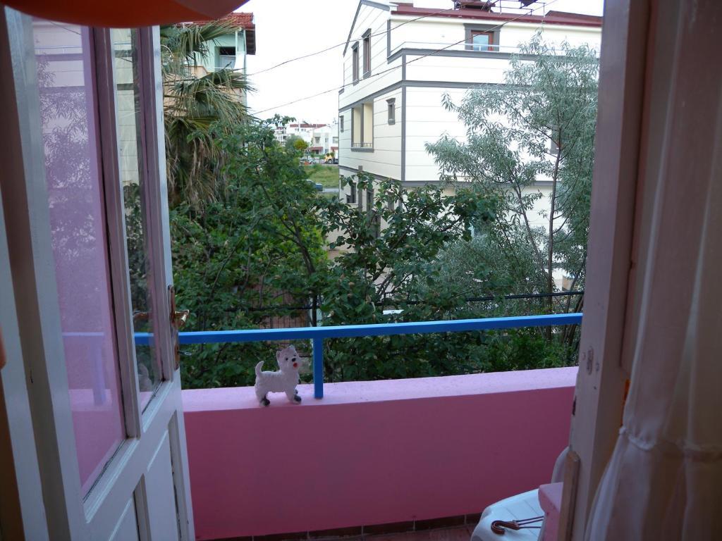 Eysan Pansiyon Akçay Quarto foto